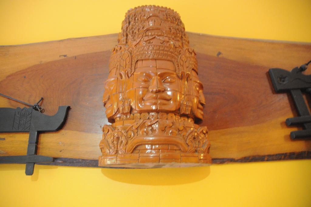 Big Lyna Villa Siem Reap Dış mekan fotoğraf