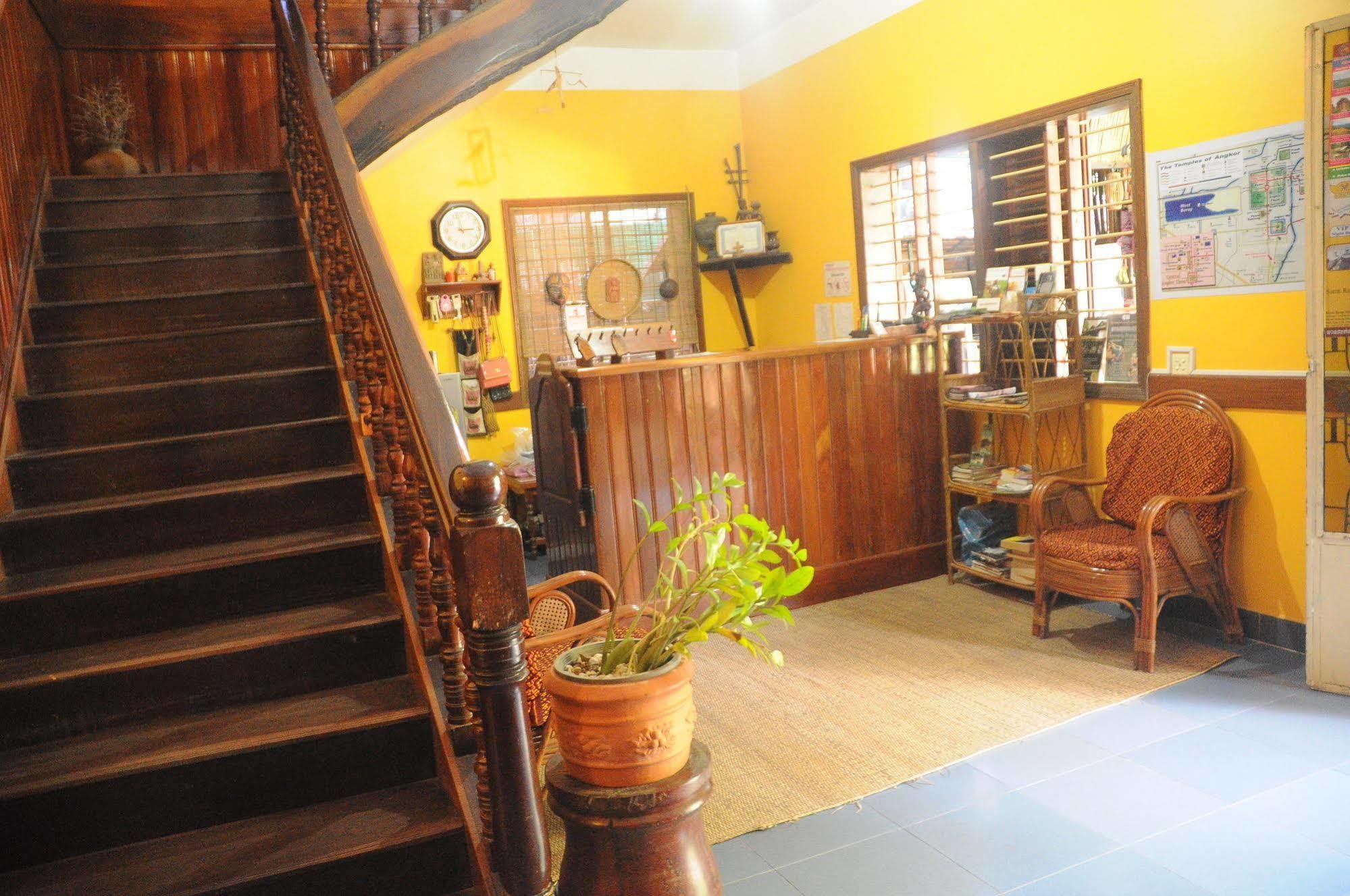 Big Lyna Villa Siem Reap Dış mekan fotoğraf